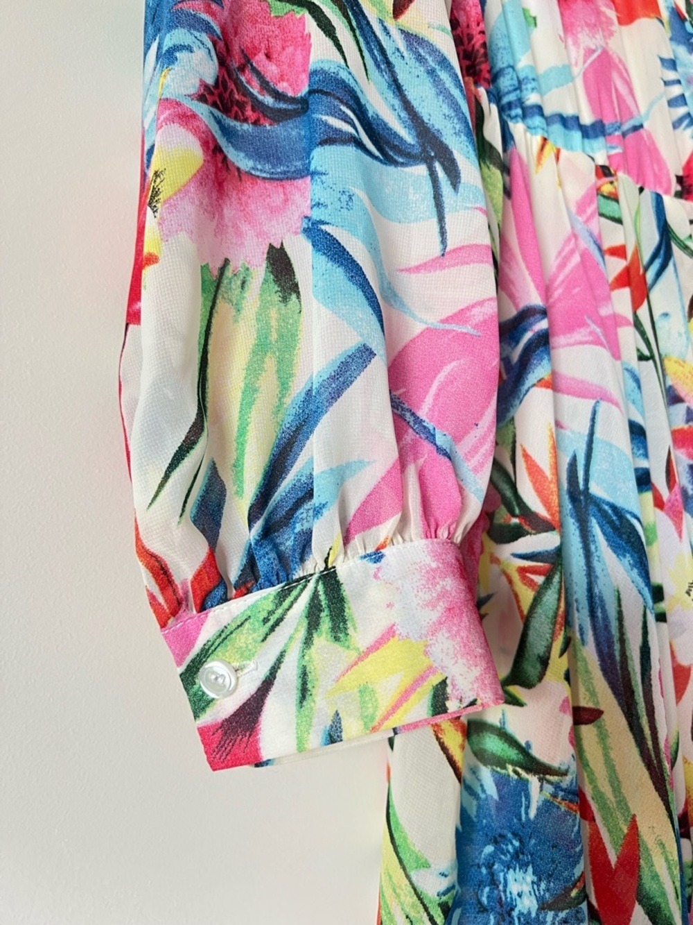 HAODUOYI Floral Wrap Maxi Dress in Cream, Pink and Blue - Picture 7 of 14